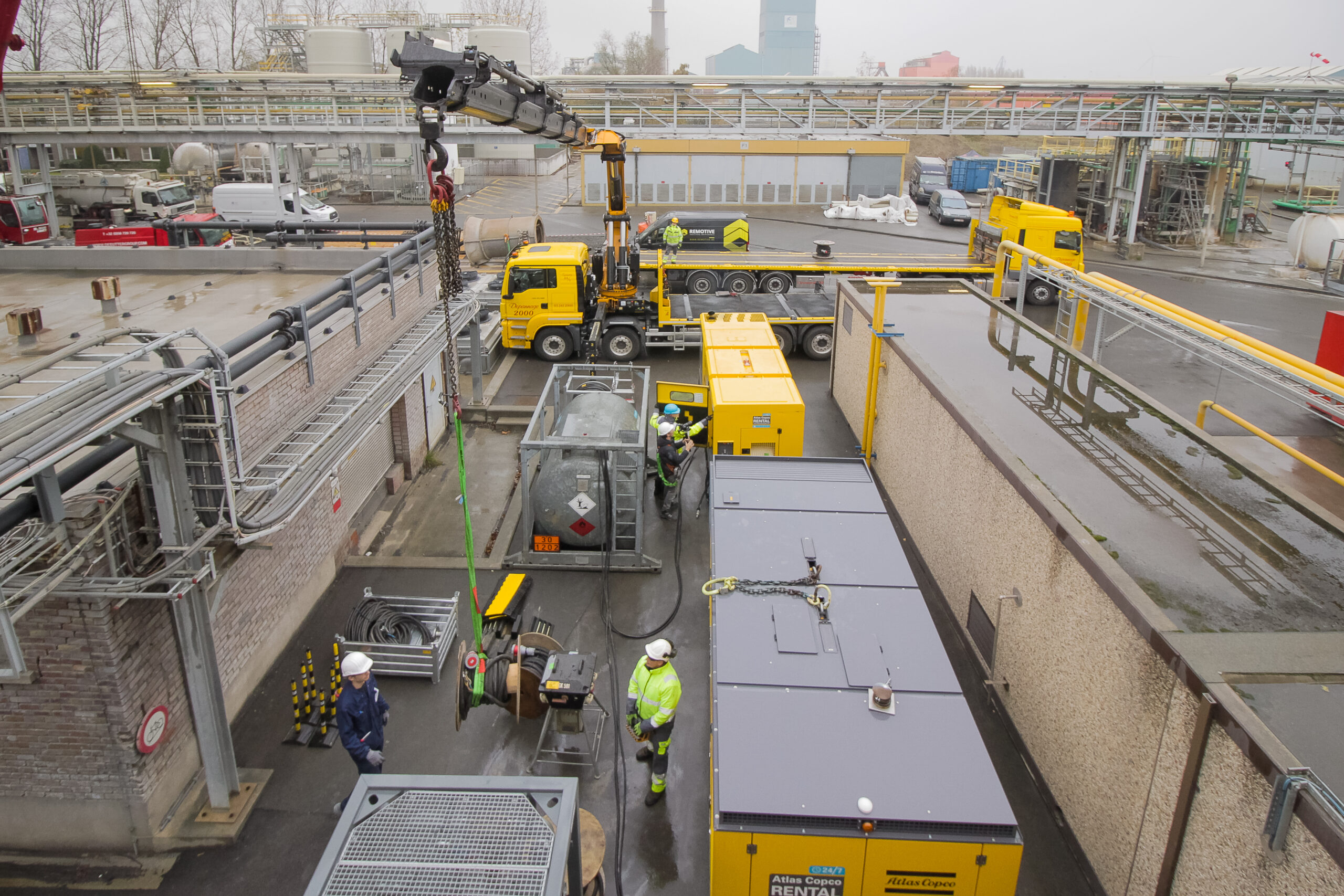 Gerador de energia Atlas Copco QAS 140 Mwd